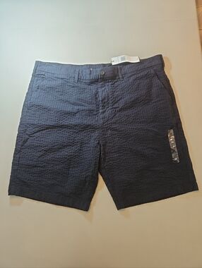 Tommy Hilfiger Navy Seersucker Flat-Front Shorts $79.50